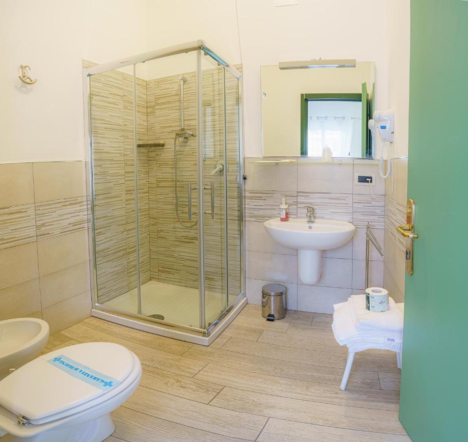 Albergo La Lampara Marina di Cecina Luaran gambar