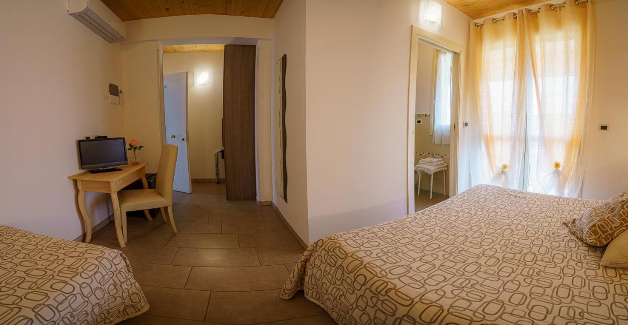 Albergo La Lampara Marina di Cecina Luaran gambar