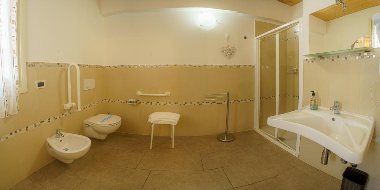 Albergo La Lampara Marina di Cecina Luaran gambar