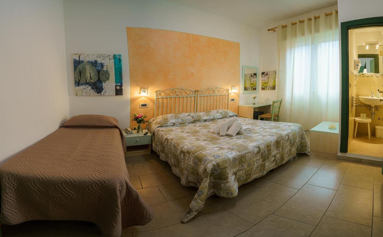 Albergo La Lampara Marina di Cecina Luaran gambar