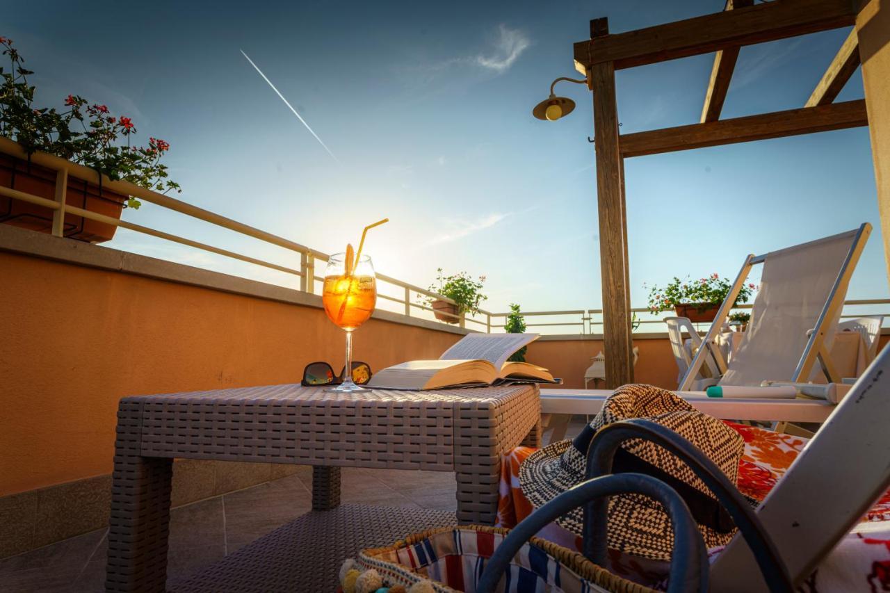 Albergo La Lampara Marina di Cecina Luaran gambar