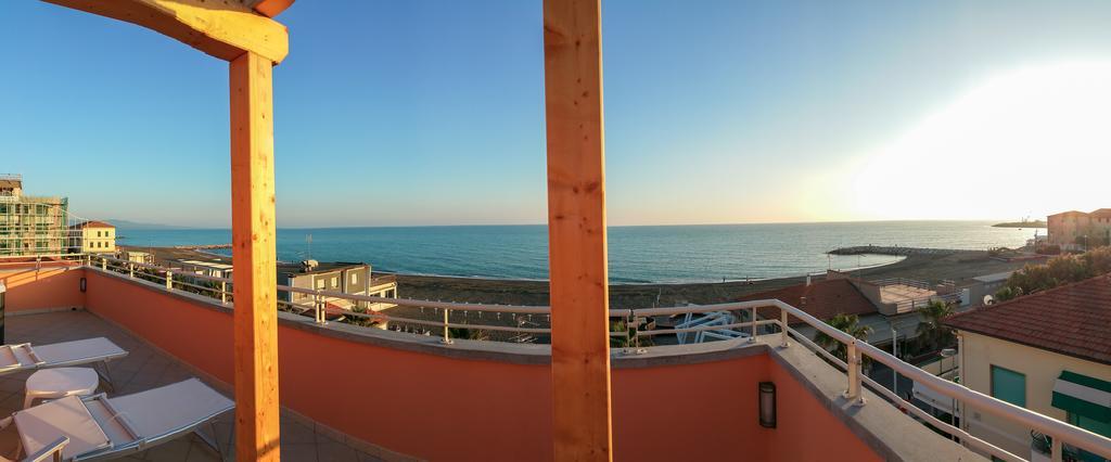 Albergo La Lampara Marina di Cecina Luaran gambar