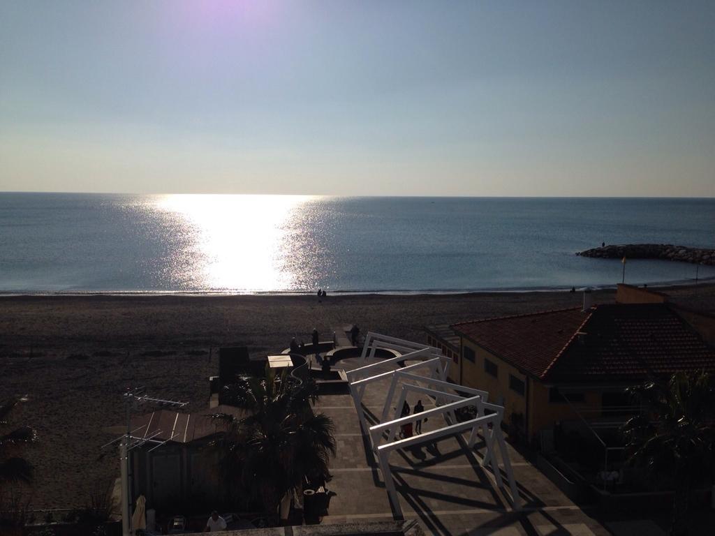 Albergo La Lampara Marina di Cecina Luaran gambar