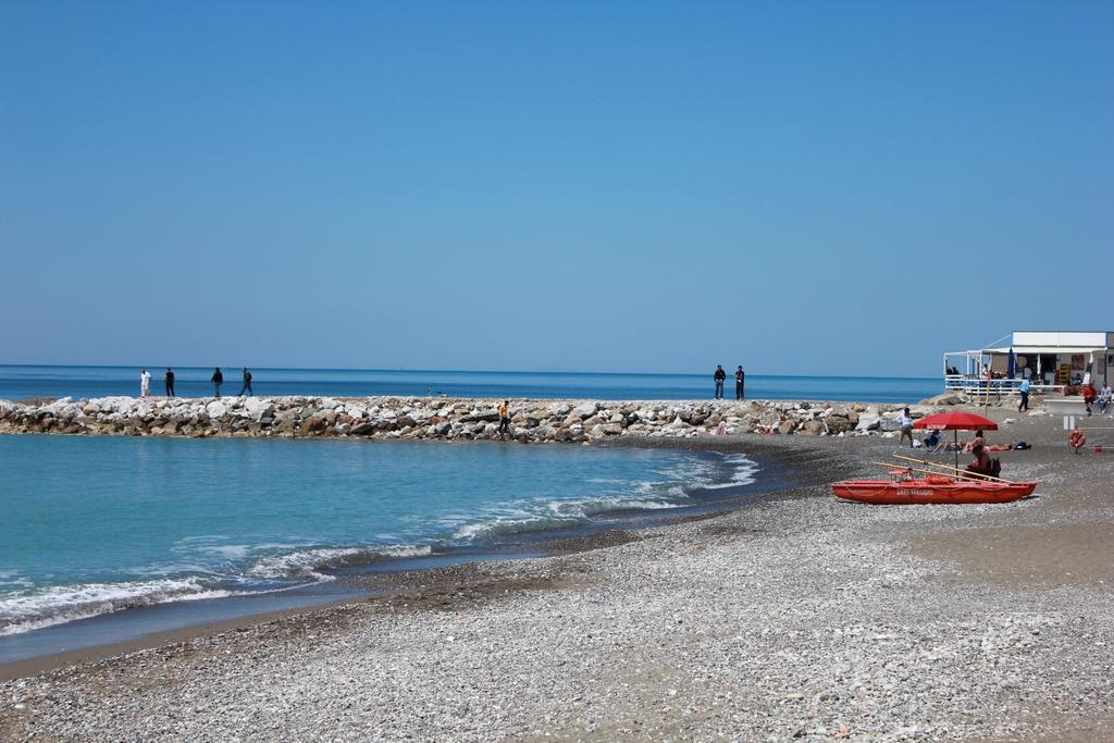 Albergo La Lampara Marina di Cecina Luaran gambar